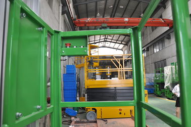 Single Mast Aluminum Aerial Work Platform 130Kg Load and 8 Meters