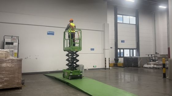 MINI SCISSOR LIFT OF FULL ELECTRIC WITH 3M PLATFORM HEIGHT FOR WAREHOUSE