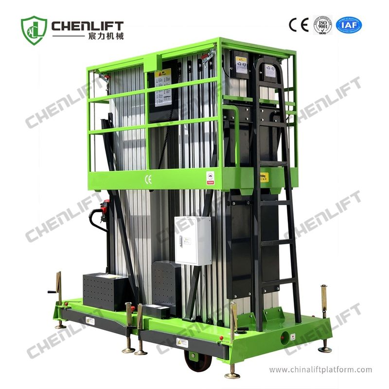 Electrical Pulling Device Quadruple Mast Aerial Work Platform 300Kg Load And 12 Meters Lifting Height